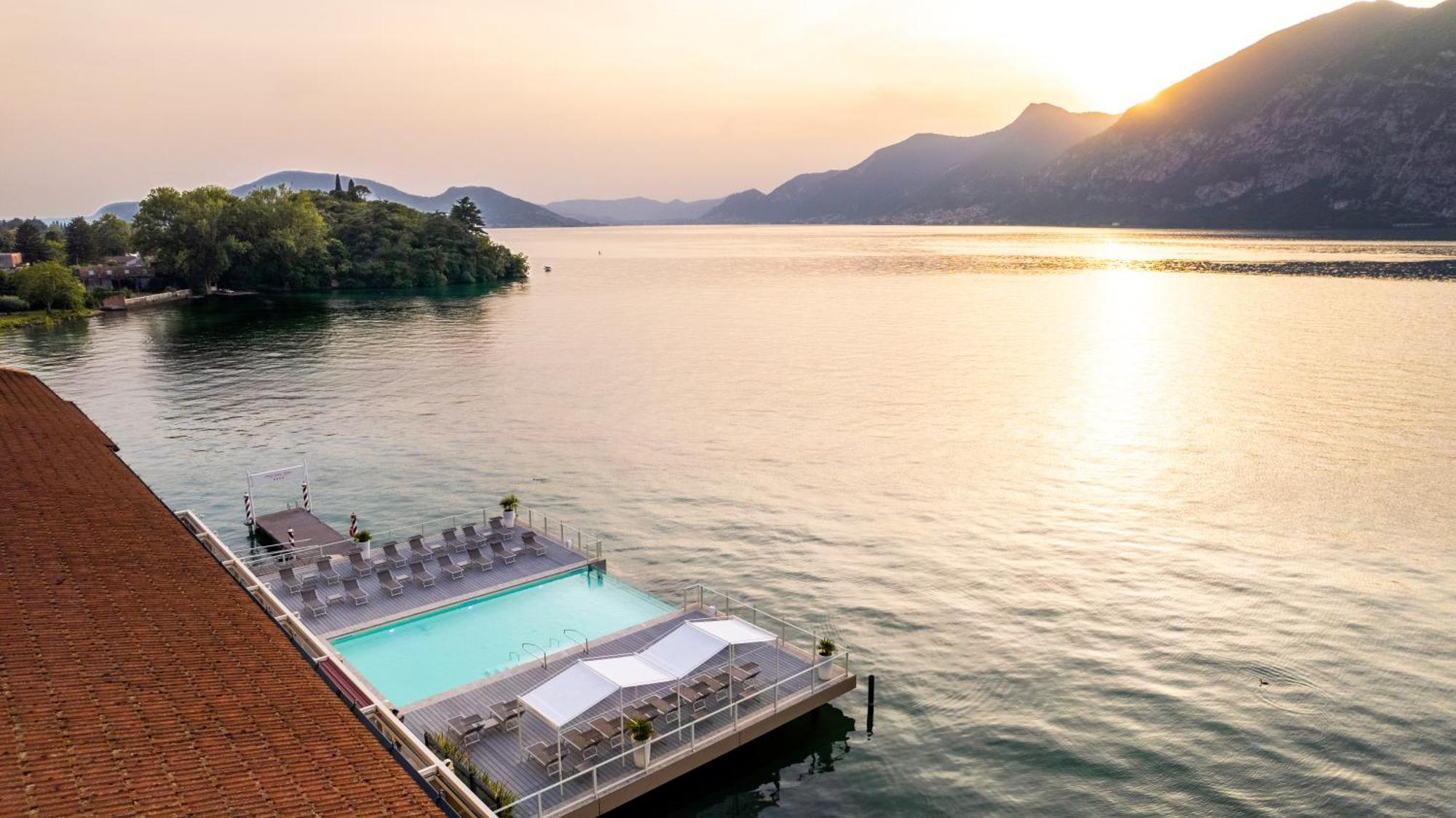 Araba Fenice Hotel อีเซโอ ภายนอก รูปภาพ