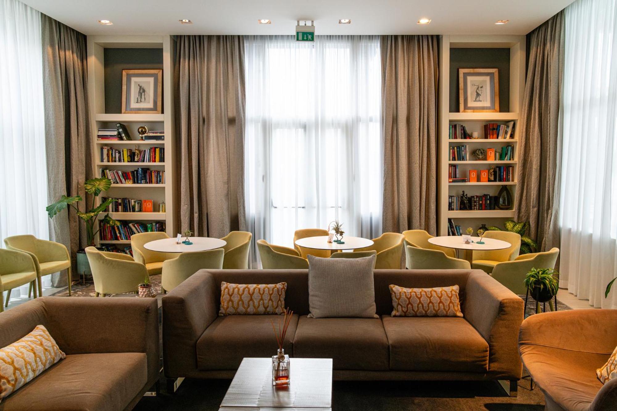 Araba Fenice Hotel อีเซโอ ภายนอก รูปภาพ
